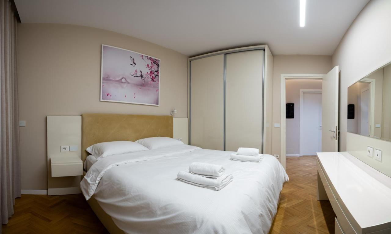 Center Tirana Liv Apartment Eksteriør bilde